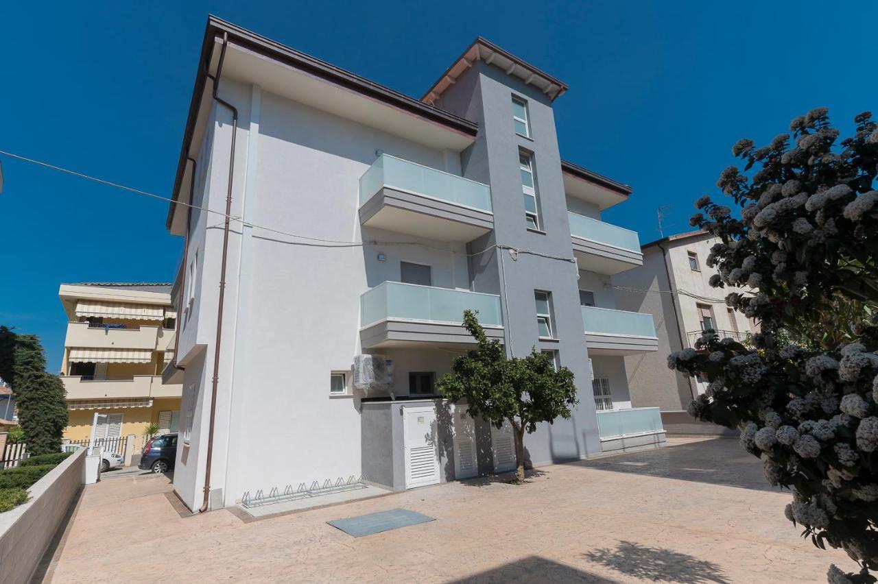 Pineta Del Mare Bed and Breakfast Alba Adriatica Εξωτερικό φωτογραφία